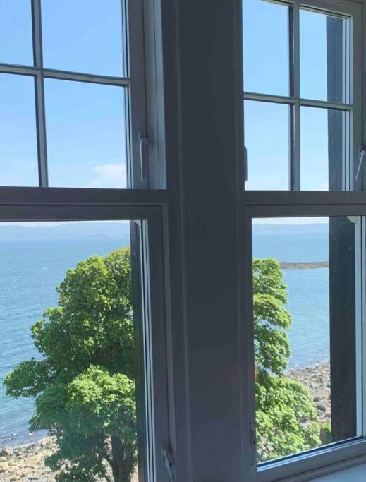 Chandlers Apartment Ascog Eksteriør bilde